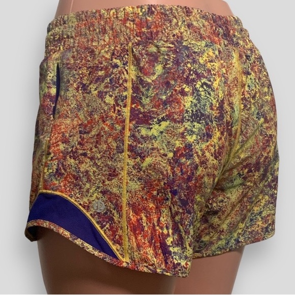 NWOT Lululemon Hotty Hot Shorts ll Seawheeze 2019 | Size 6 - Picture 1 of 12